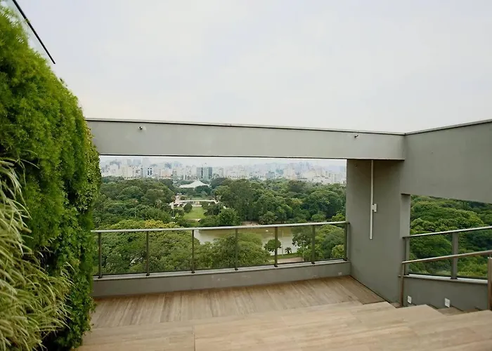 Estúdio Frente Parque Da Redenção Com Vista E Piscina * Porto Alegre